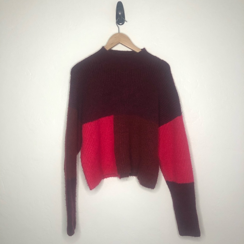 Silverflint cropped colorblock mockneck sweater